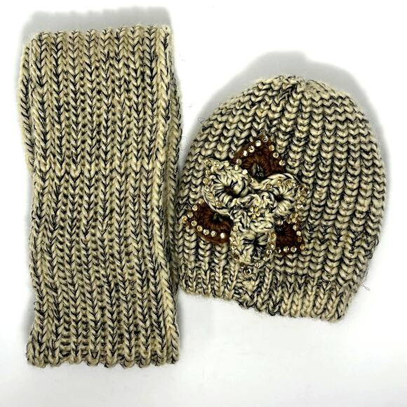 Knit Scarf and Hat Combo - Winter Accessories - Picture 1 of 8